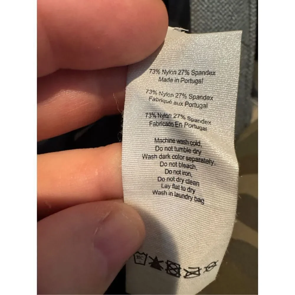 NWOT Alo Yoga leggings size xs black gray pattern